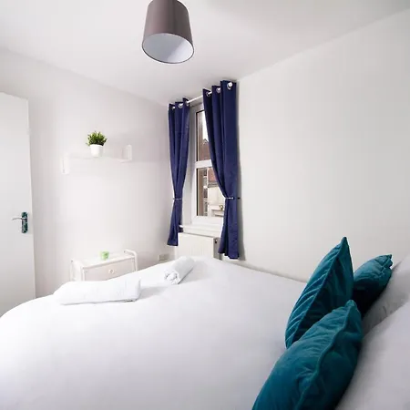 56b Mina Rd Апартаменты *